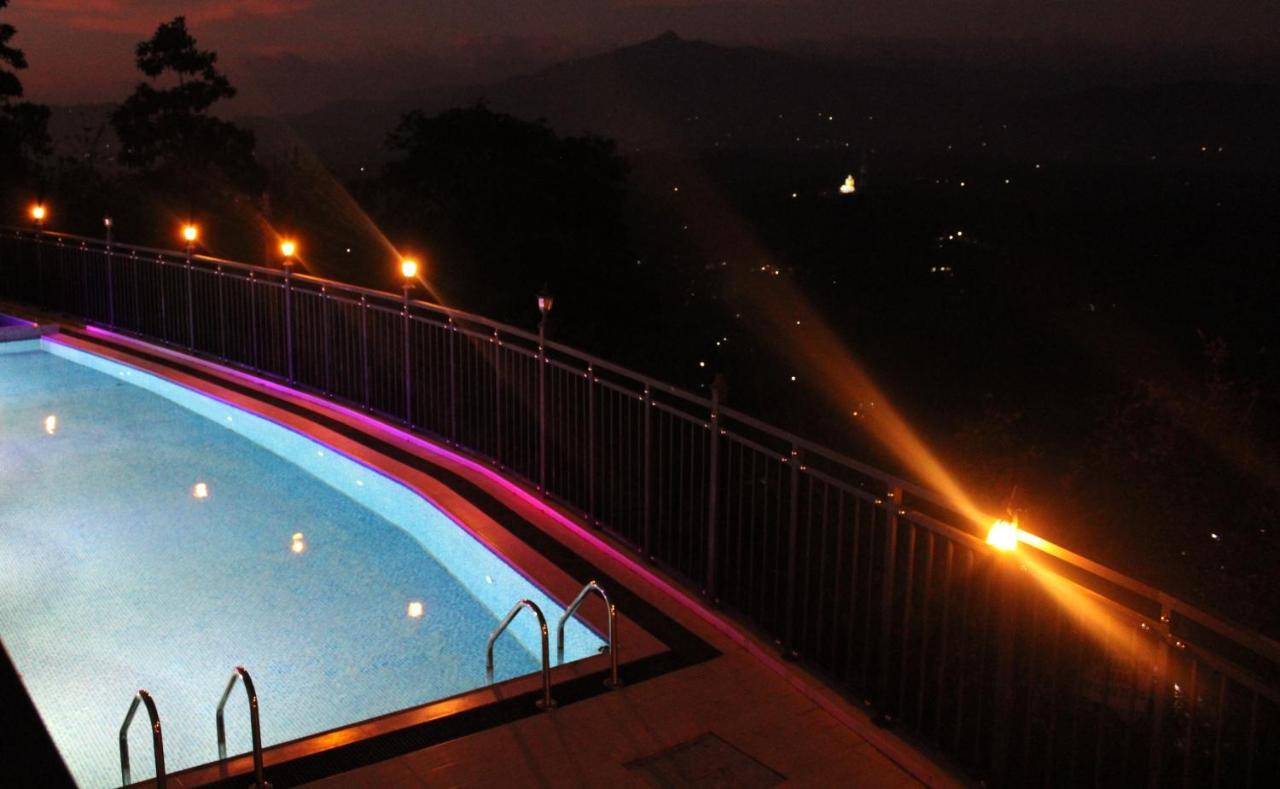 Sky Gate Kandy Exterior photo